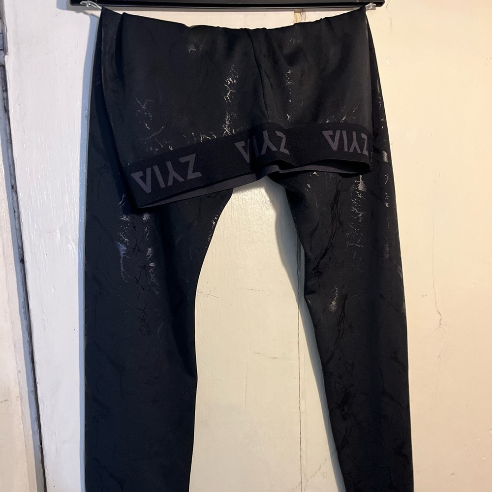 ✨ NEW ZYIA Light n Tight Hi-Rise Marble Metallic Leggings Ankle No Pockets